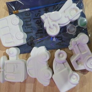 1 Plaster Party on Wheels | Kids Paint Your Own Vehicle Kit